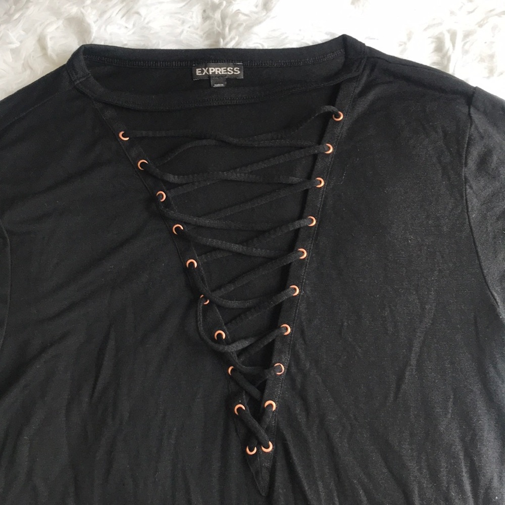 Black tee - Picture 2 of 2